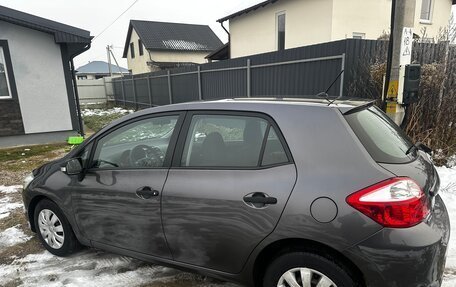 Toyota Auris II, 2010 год, 750 000 рублей, 6 фотография