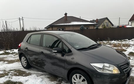 Toyota Auris II, 2010 год, 750 000 рублей, 2 фотография