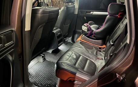 Volkswagen Touareg III, 2011 год, 2 100 000 рублей, 7 фотография