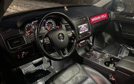 Volkswagen Touareg III, 2011 год, 2 100 000 рублей, 9 фотография