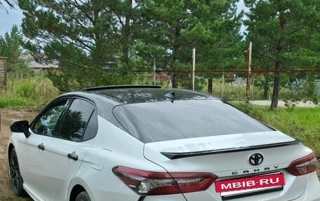 Toyota Camry, 2022 год, 3 850 000 рублей, 3 фотография