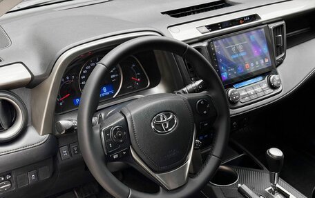 Toyota RAV4, 2014 год, 1 899 000 рублей, 10 фотография