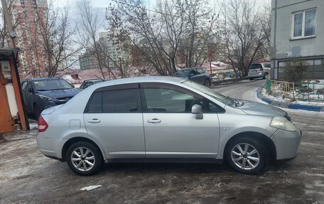 Nissan Tiida, 2009 год, 490 000 рублей, 1 фотография