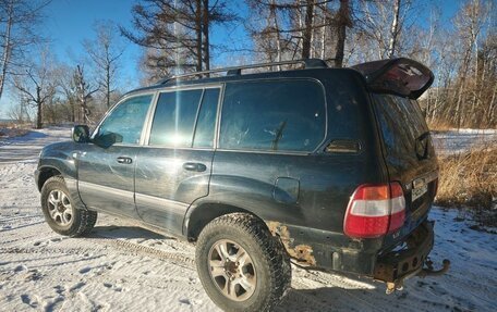 Toyota Land Cruiser 100 рестайлинг 2, 2002 год, 1 300 000 рублей, 3 фотография