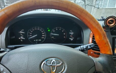 Toyota Land Cruiser 100 рестайлинг 2, 2002 год, 1 300 000 рублей, 9 фотография