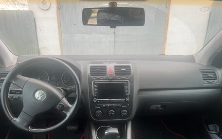 Volkswagen Golf V, 2004 год, 550 000 рублей, 3 фотография