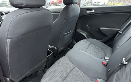 Hyundai Solaris II рестайлинг, 2014 год, 1 090 000 рублей, 12 фотография