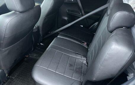 Toyota RAV4, 2015 год, 1 850 000 рублей, 8 фотография