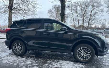 Toyota RAV4, 2015 год, 1 850 000 рублей, 11 фотография