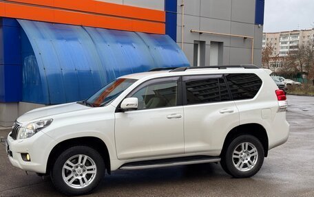 Toyota Land Cruiser Prado 150 рестайлинг 2, 2010 год, 2 560 000 рублей, 2 фотография