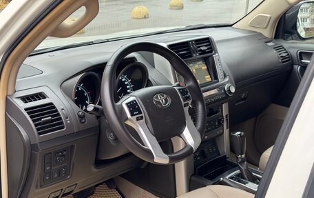 Toyota Land Cruiser Prado 150 рестайлинг 2, 2010 год, 2 560 000 рублей, 11 фотография