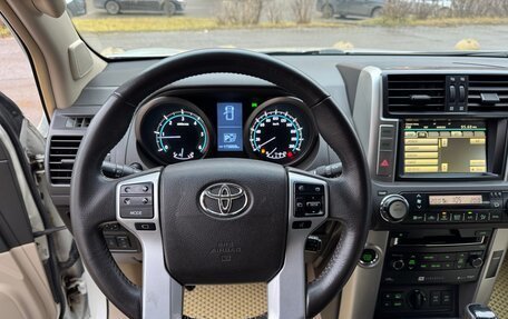 Toyota Land Cruiser Prado 150 рестайлинг 2, 2010 год, 2 560 000 рублей, 14 фотография