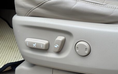 Toyota Land Cruiser Prado 150 рестайлинг 2, 2010 год, 2 560 000 рублей, 20 фотография