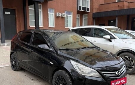 Hyundai Solaris II рестайлинг, 2014 год, 750 000 рублей, 10 фотография