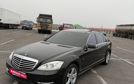 Mercedes-Benz S-Класс, 2012 год, 2 650 000 рублей, 3 фотография