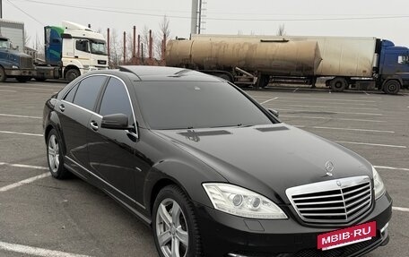 Mercedes-Benz S-Класс, 2012 год, 2 650 000 рублей, 9 фотография