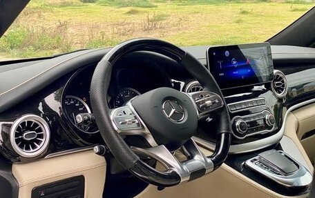 Mercedes-Benz Vito, 2021 год, 6 180 000 рублей, 9 фотография