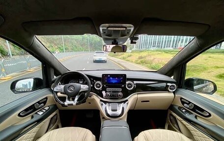 Mercedes-Benz Vito, 2021 год, 6 180 000 рублей, 18 фотография