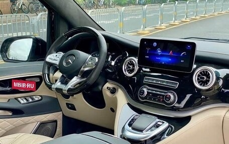 Mercedes-Benz Vito, 2021 год, 6 180 000 рублей, 19 фотография