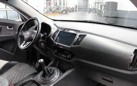 KIA Sportage III, 2010 год, 890 000 рублей, 8 фотография