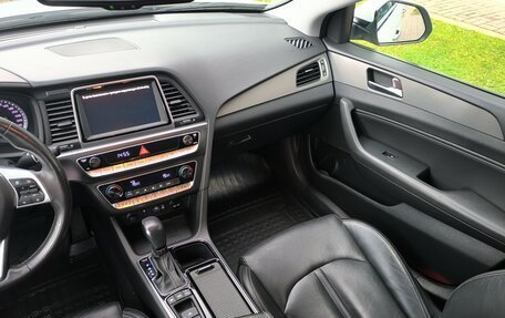 Hyundai Sonata VII, 2019 год, 2 040 000 рублей, 24 фотография