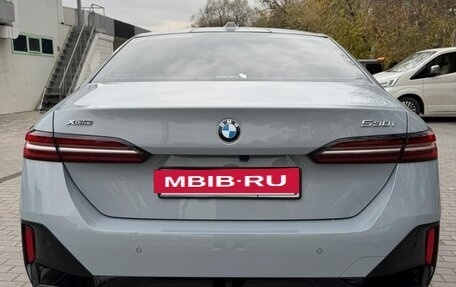 BMW 5 серия, 2024 год, 8 фотография