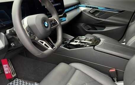 BMW 5 серия, 2024 год, 9 фотография