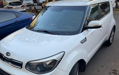 KIA Soul II рестайлинг, 2018 год, 1 105 000 рублей, 5 фотография