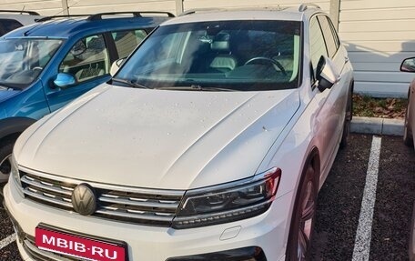 Volkswagen Tiguan II, 2020 год, 4 000 000 рублей, 1 фотография