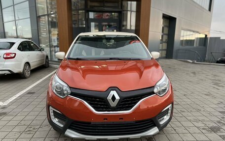 Renault Kaptur I рестайлинг, 2016 год, 1 350 000 рублей, 2 фотография