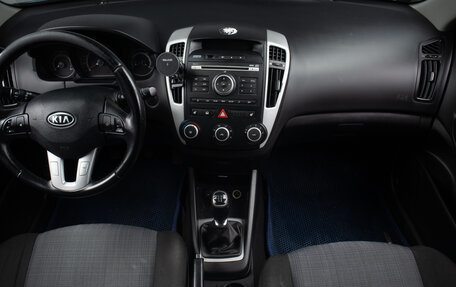 KIA cee'd I рестайлинг, 2010 год, 679 000 рублей, 8 фотография