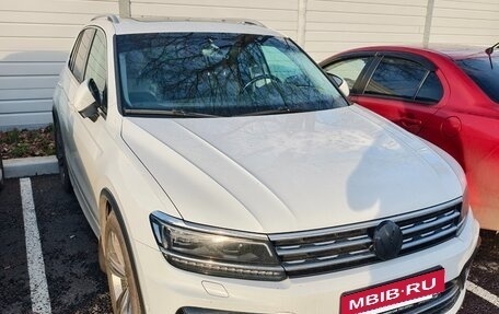 Volkswagen Tiguan II, 2020 год, 4 000 000 рублей, 2 фотография