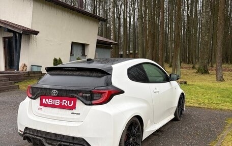 Toyota Yaris, 2020 год, 3 999 999 рублей, 3 фотография