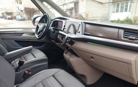 Volkswagen Multivan, 2023 год, 10 300 000 рублей, 8 фотография