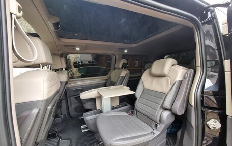 Volkswagen Multivan, 2023 год, 10 300 000 рублей, 11 фотография