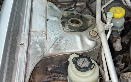 Nissan Wingroad III, 2004 год, 450 000 рублей, 18 фотография