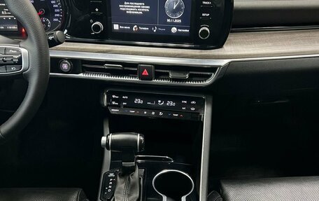 KIA K5, 2020 год, 2 320 000 рублей, 15 фотография