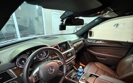 Mercedes-Benz M-Класс, 2014 год, 3 000 000 рублей, 3 фотография