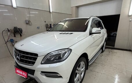 Mercedes-Benz M-Класс, 2014 год, 3 000 000 рублей, 4 фотография