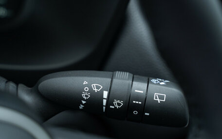 Toyota RAV4, 2025 год, 4 800 000 рублей, 31 фотография