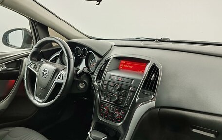 Opel Astra J, 2013 год, 799 000 рублей, 3 фотография