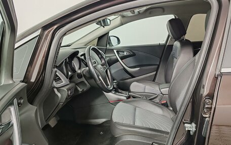 Opel Astra J, 2013 год, 799 000 рублей, 22 фотография