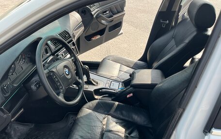 BMW 5 серия, 2001 год, 670 000 рублей, 15 фотография