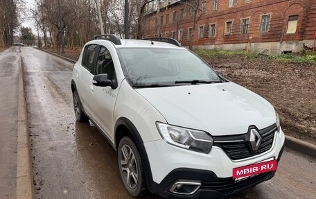 Renault Sandero II рестайлинг, 2019 год, 740 000 рублей, 3 фотография