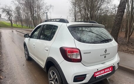 Renault Sandero II рестайлинг, 2019 год, 740 000 рублей, 4 фотография