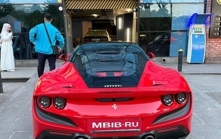 Ferrari F8, 2020 год, 19 365 776 рублей, 3 фотография