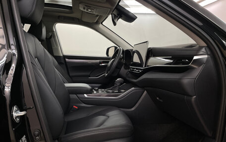 Toyota Highlander, 2025 год, 6 389 000 рублей, 14 фотография