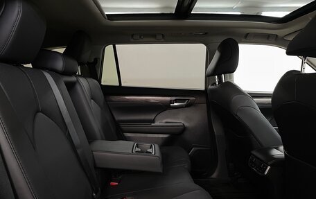 Toyota Highlander, 2025 год, 6 389 000 рублей, 15 фотография