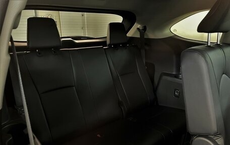 Toyota Highlander, 2025 год, 6 389 000 рублей, 16 фотография