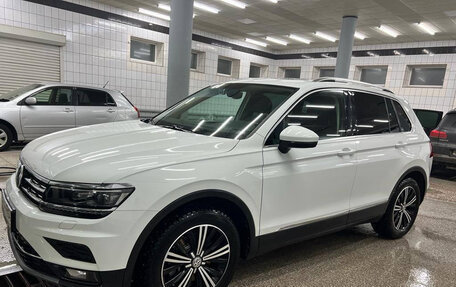Volkswagen Tiguan II, 2017 год, 3 500 000 рублей, 9 фотография